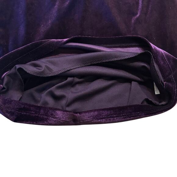 Emerald Sundae Dark Purple Velvet Square Neck Long Sleeve Lined Mini Party Dress - Picture 6 of 9